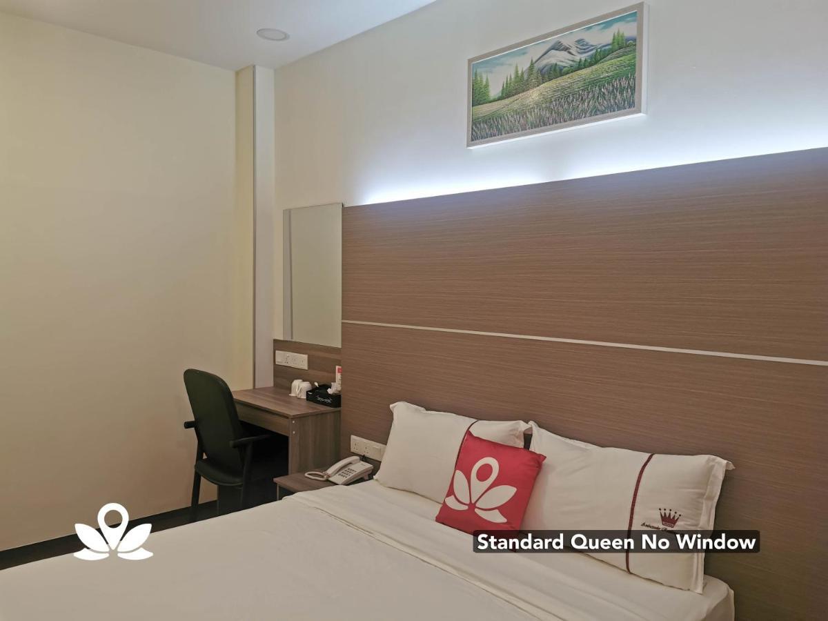 Zen Rooms Ambassador Residence Bintulu Esterno foto