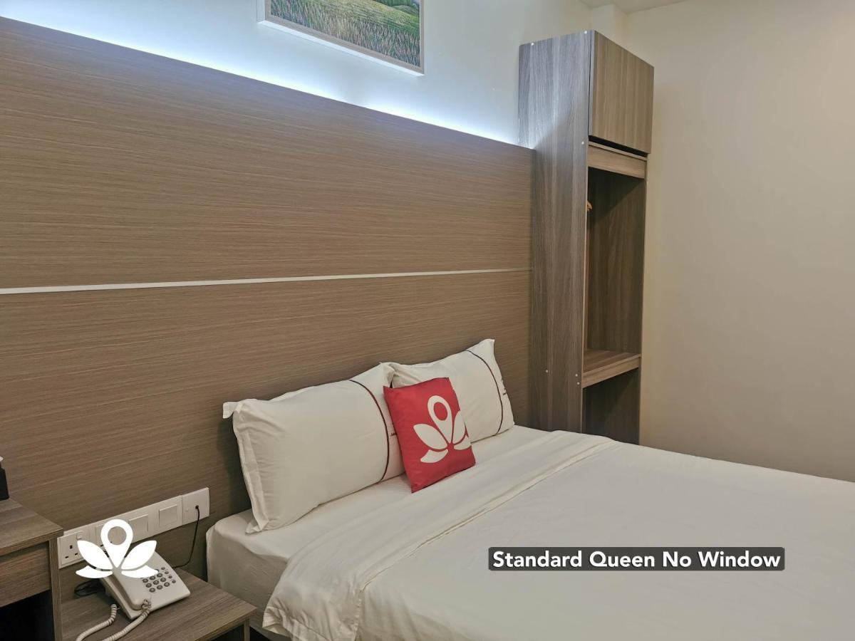 Zen Rooms Ambassador Residence Bintulu Esterno foto