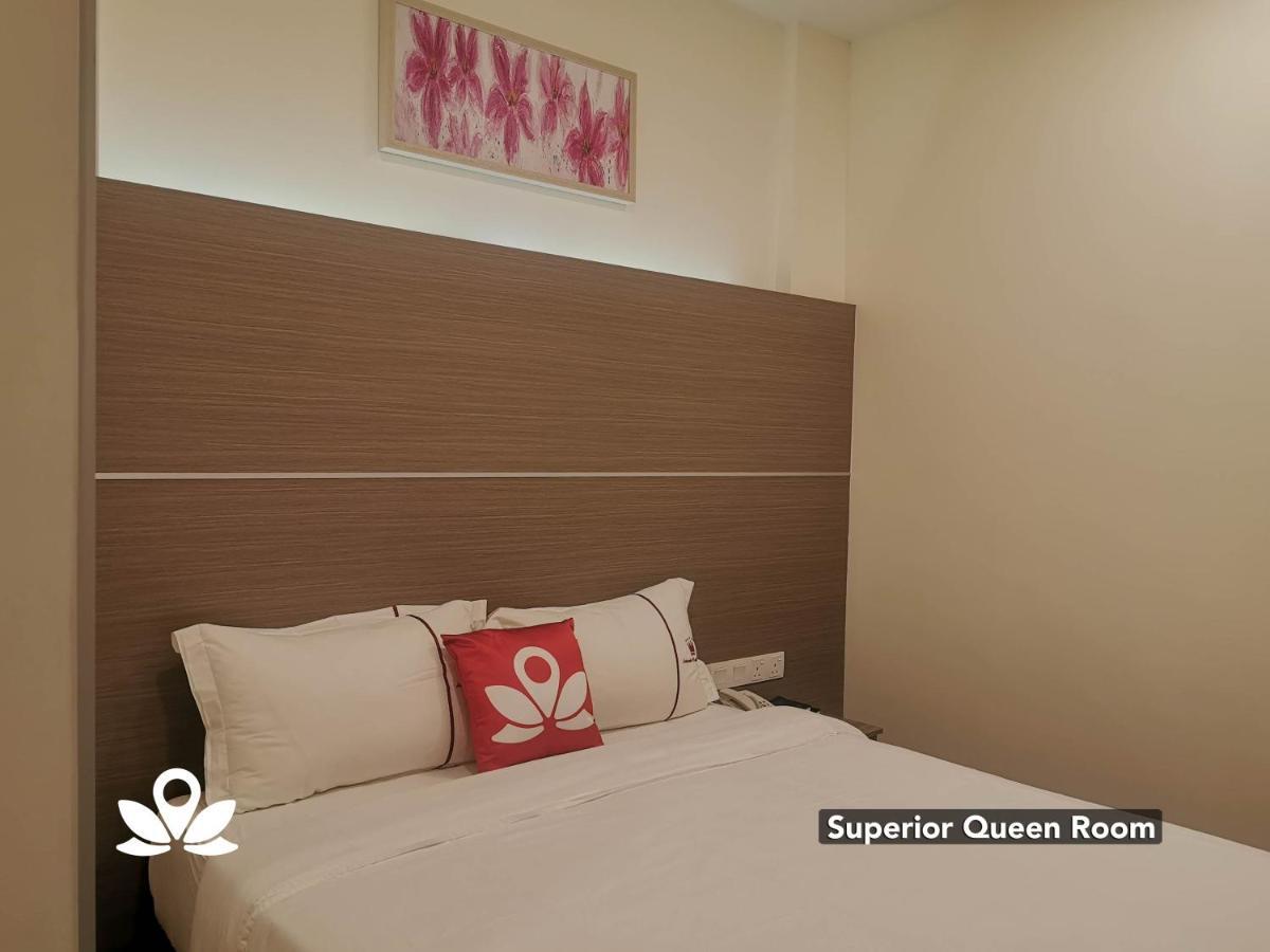 Zen Rooms Ambassador Residence Bintulu Esterno foto