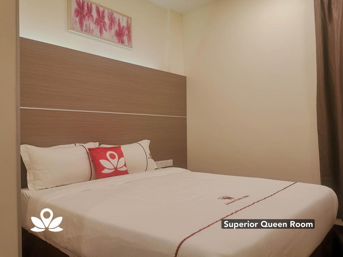 Zen Rooms Ambassador Residence Bintulu Esterno foto