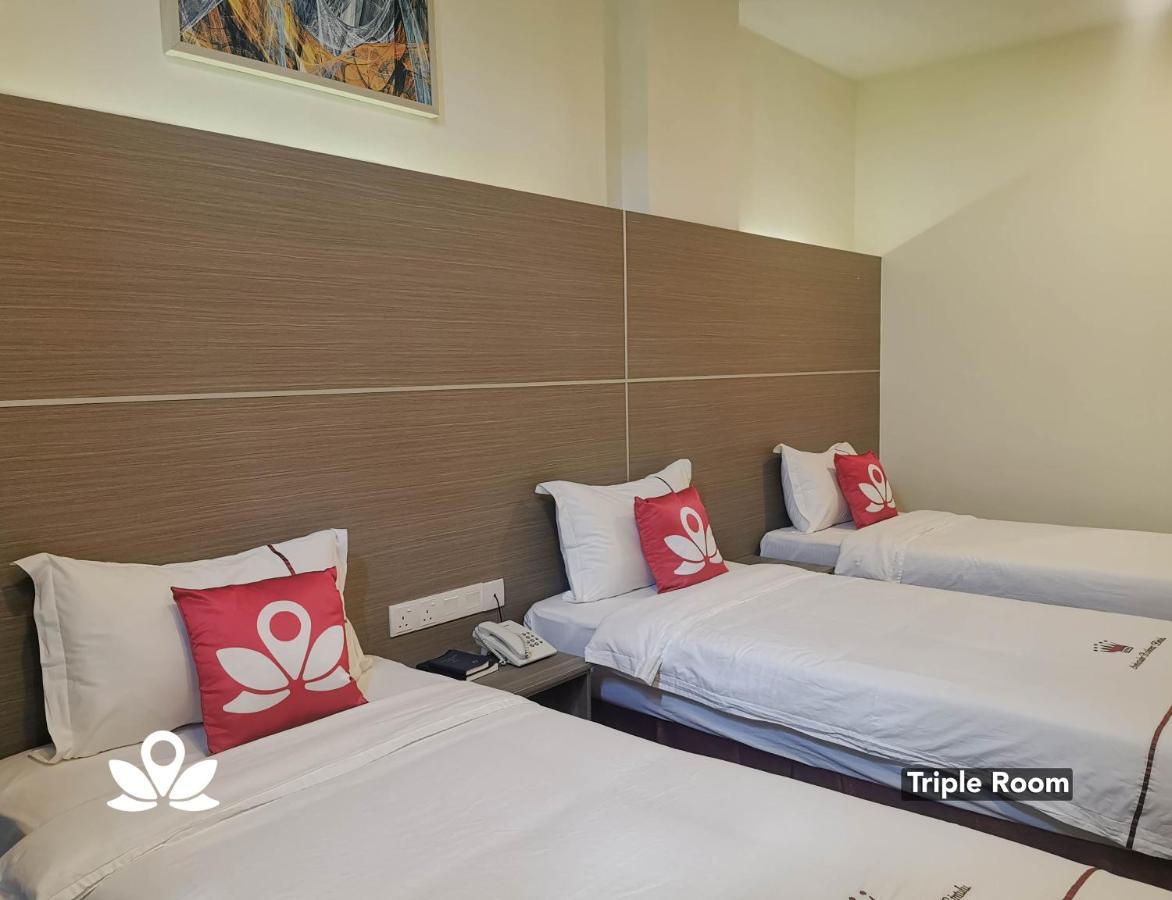 Zen Rooms Ambassador Residence Bintulu Esterno foto