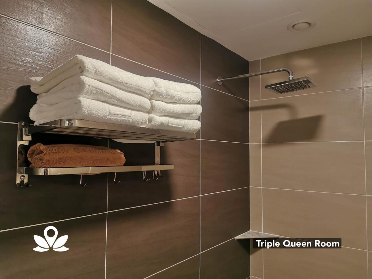 Zen Rooms Ambassador Residence Bintulu Esterno foto