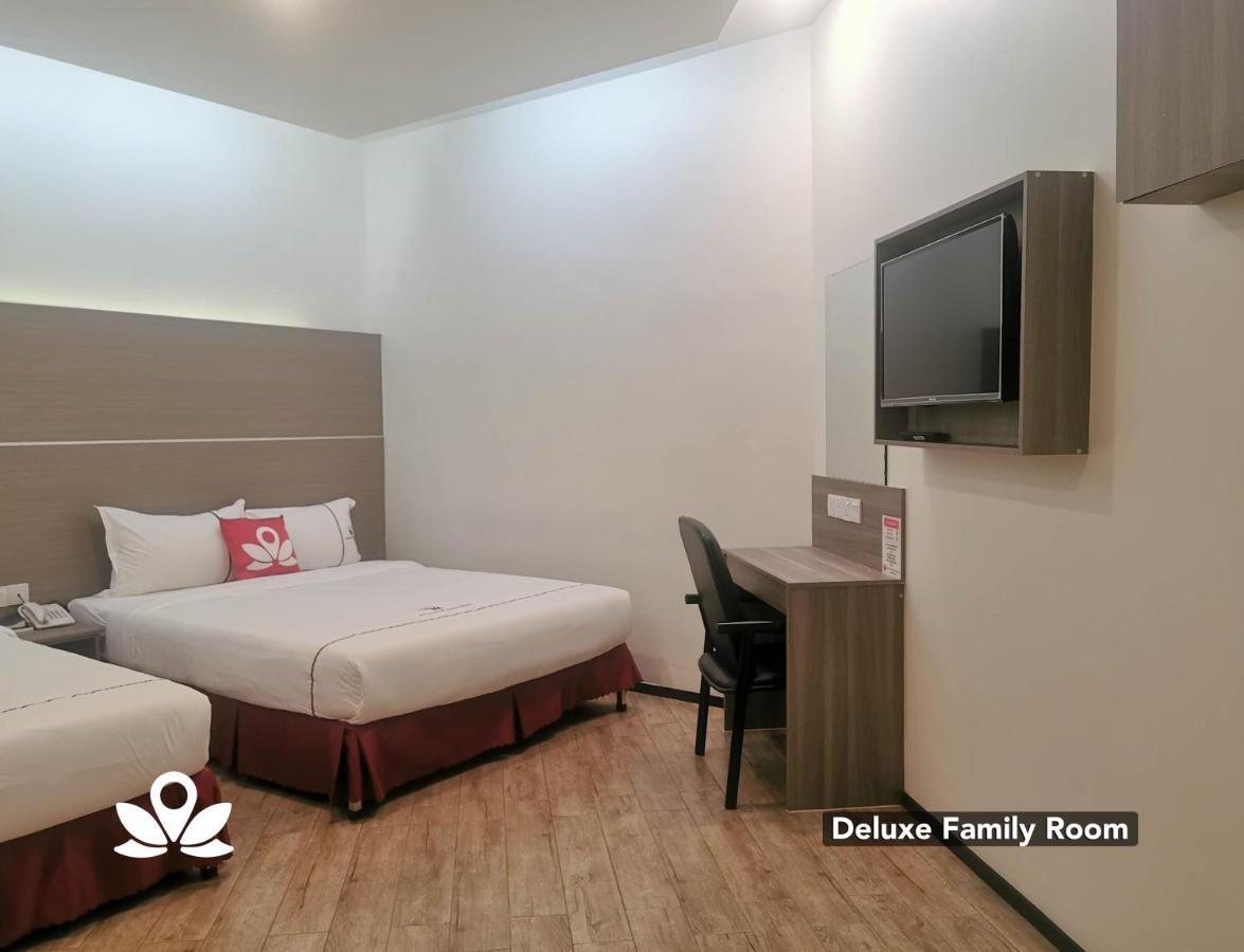 Zen Rooms Ambassador Residence Bintulu Esterno foto